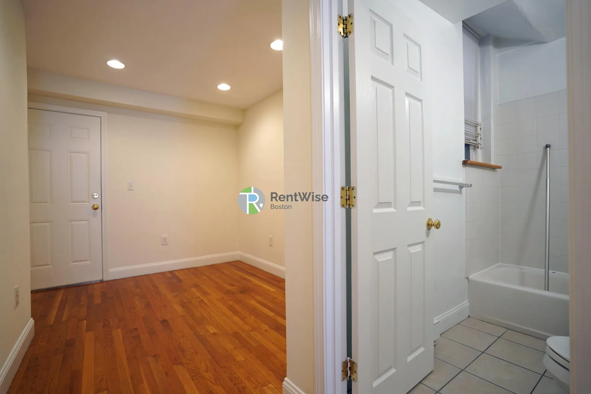 2 bed, 1 bath apartment for rent at 1298 Commonwealth Ave Unit E, Allston — photo 15 of 35