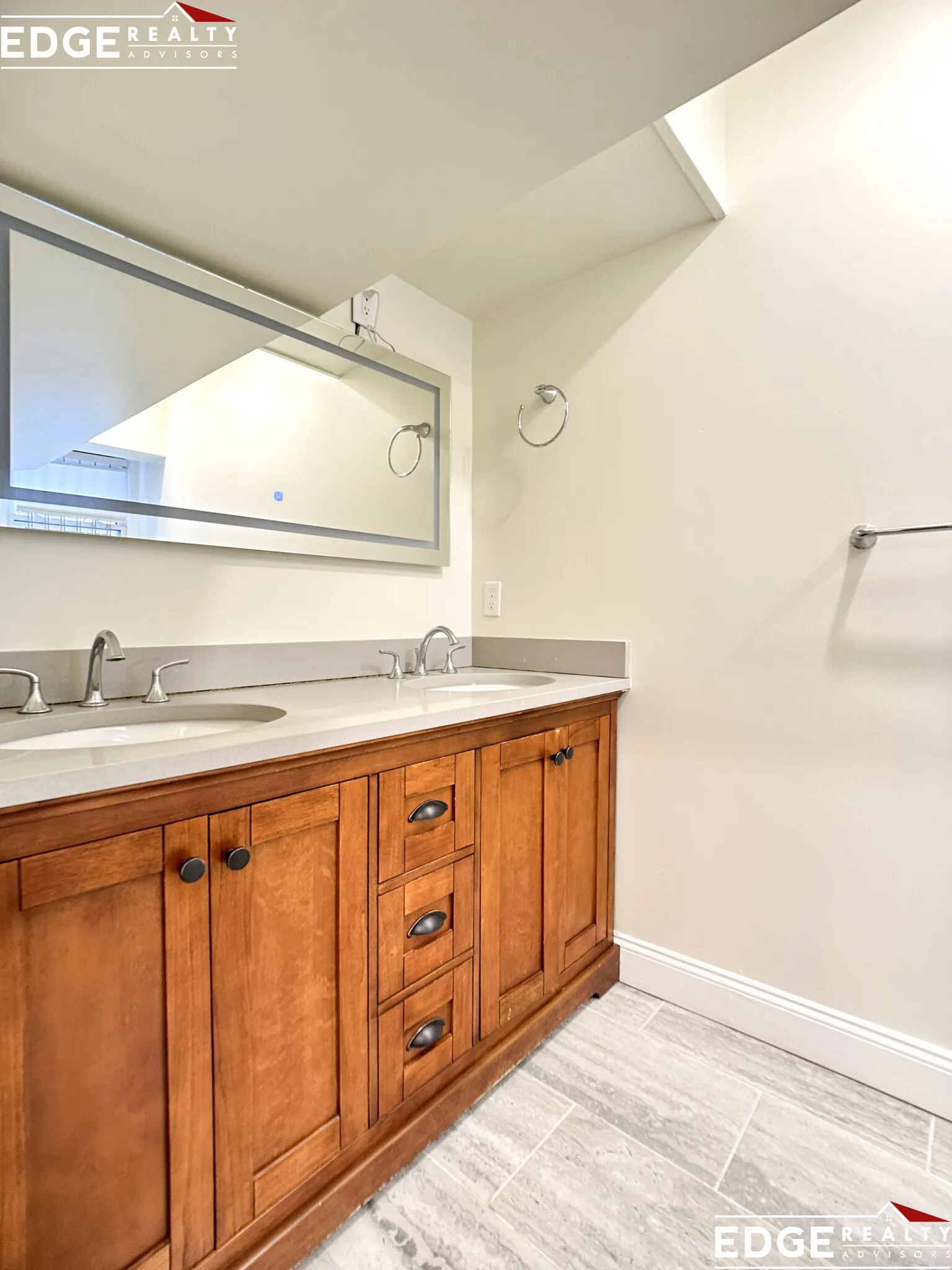 3 bed, 2 bath apartment for rent at 12A Glenville Ave Unit B, Allston — photo 7 of 7