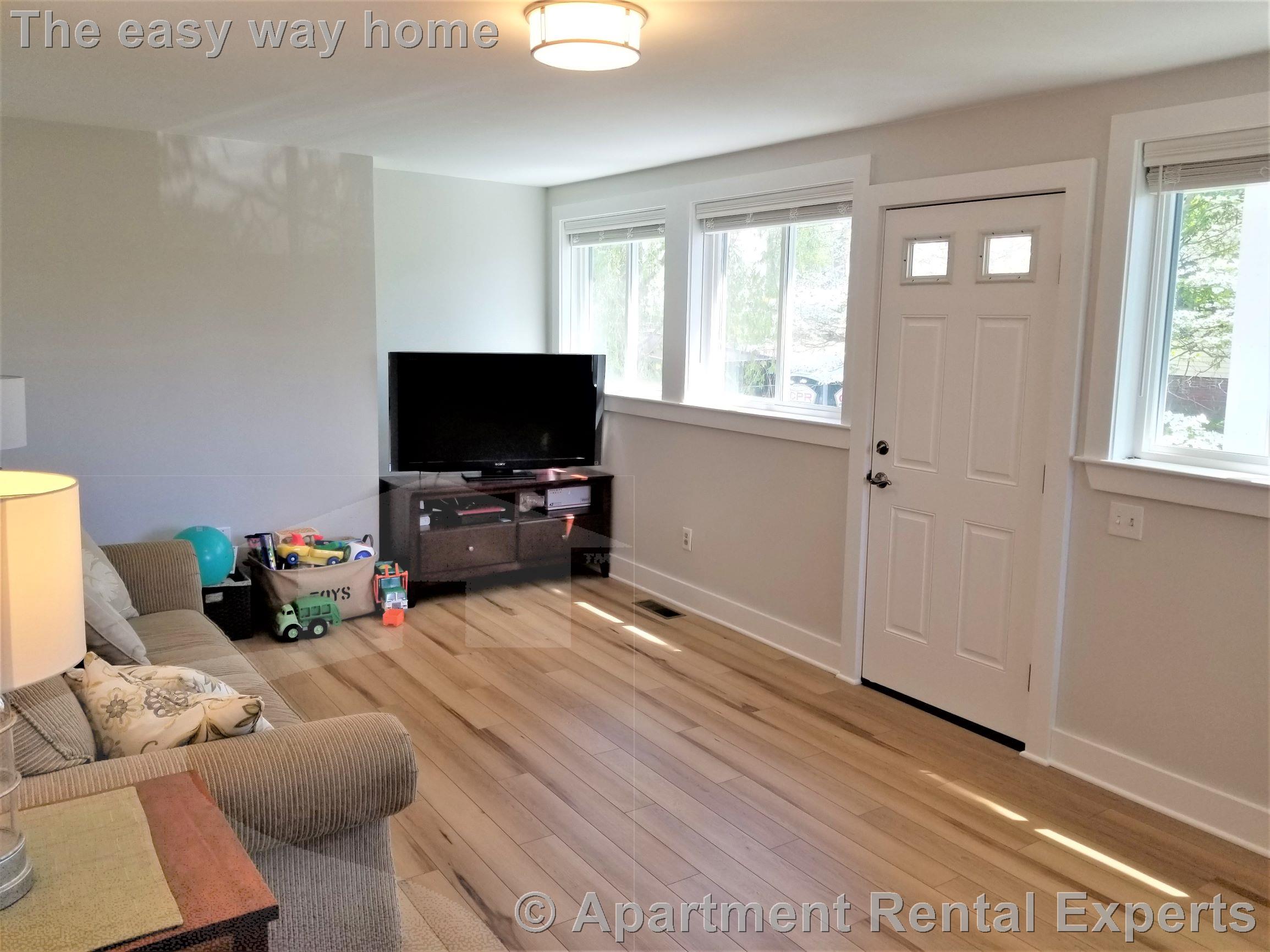 1 bed, 1 bath apartment for rent at 12R Conwell Ave, Tufts — photo 7 of 17