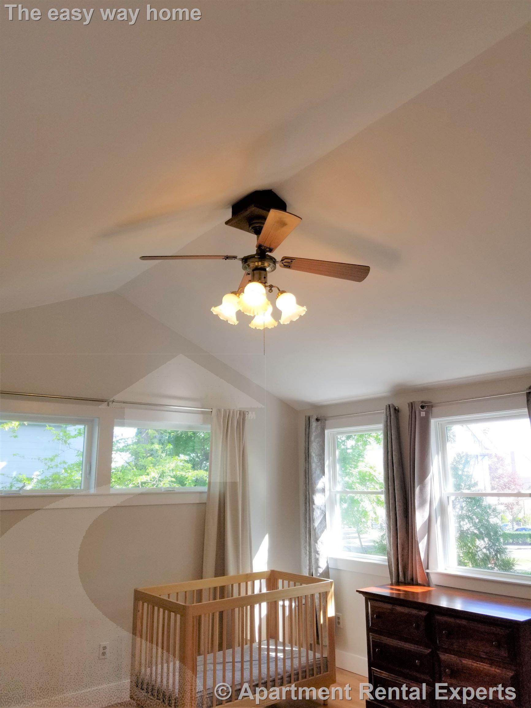 1 bed, 1 bath apartment for rent at 12R Conwell Ave, Tufts — photo 13 of 17
