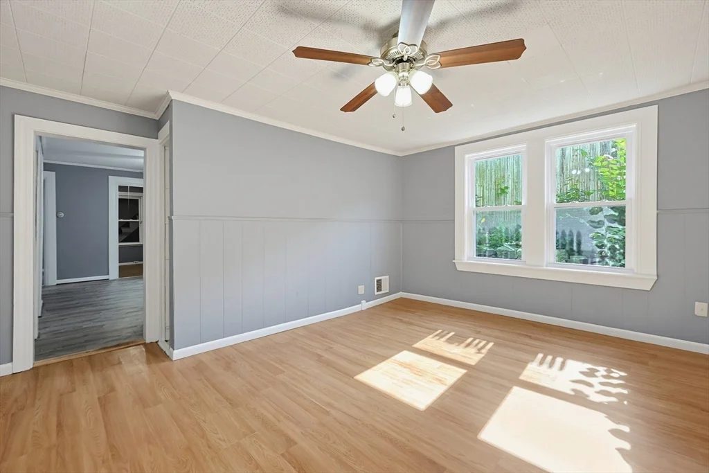 3 bed, 1 bath apartment for rent at 12R Granite Unit 1, Fitchburg — photo 8 of 20