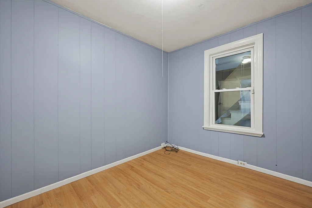 3 bed, 1 bath apartment for rent at 12R Granite Unit 1, Fitchburg — photo 15 of 20