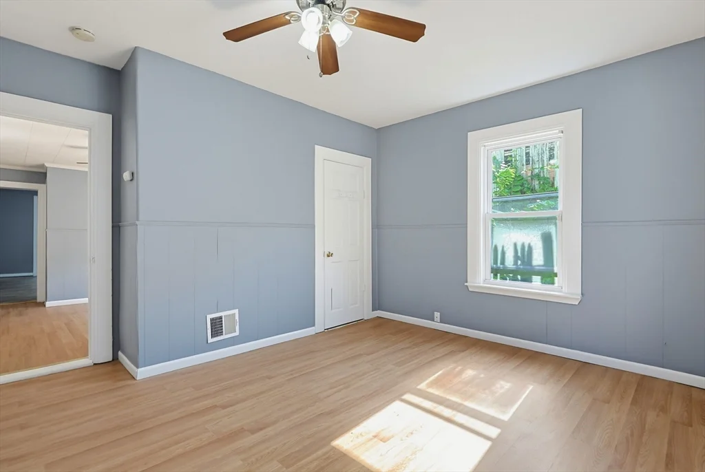 3 bed, 1 bath apartment for rent at 12R Granite Unit 1, Fitchburg — photo 7 of 20