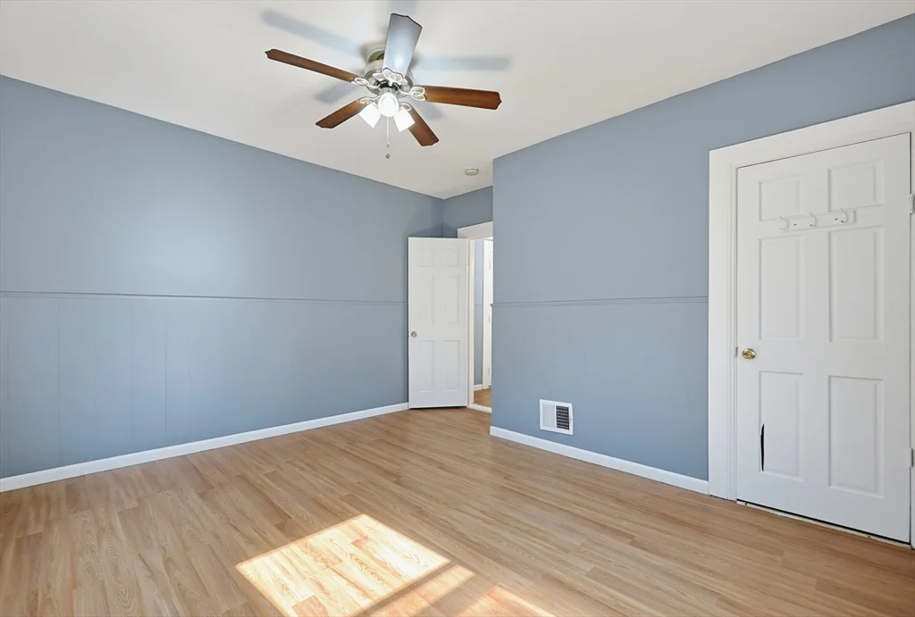 3 bed, 1 bath apartment for rent at 12R Granite Unit 1, Fitchburg — photo 6 of 20