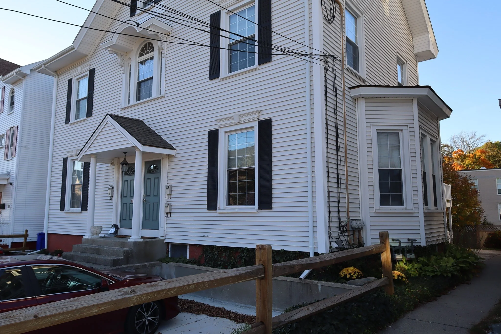 1 bed, 1 bath apartment for rent at 13 1/2 Mechanic St Unit 3, Attleboro