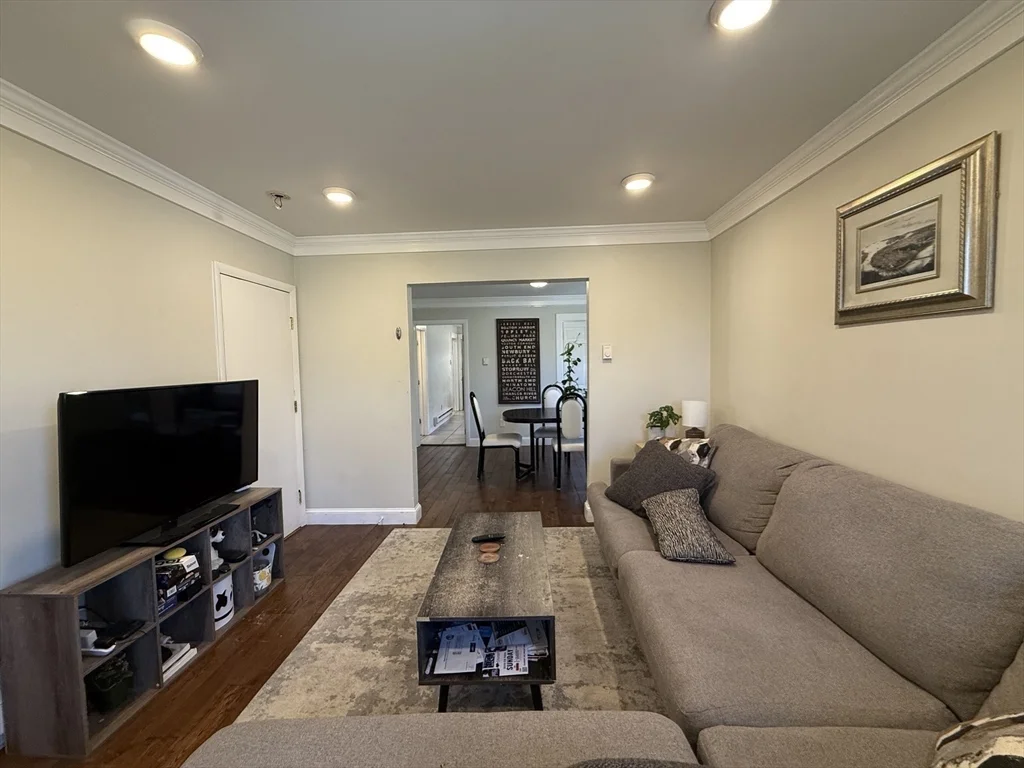 3 bed, 1 bath apartment for rent at 13-15 Pennsylvania Ave Unit 2, East Somerville — photo 3 of 14