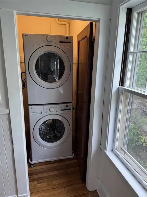 3 bed, 1 bath apartment for rent at 13-15 Upland Unit 1, Tufts University — photo 11 of 12