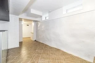 1 bed, 1 bath apartment for rent at 13-1R Mansfield St Unit 2, Allston — photo 11 of 16