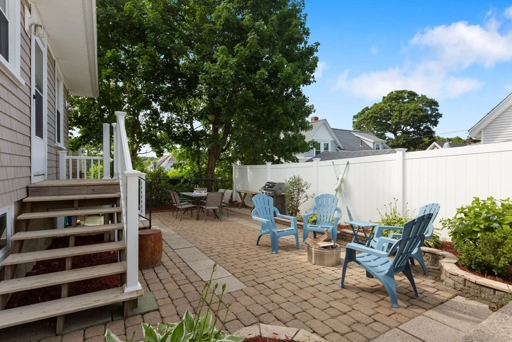 7 bed, 1 bath apartment for rent at 13 5th St, Wareham — photo 40 of 42