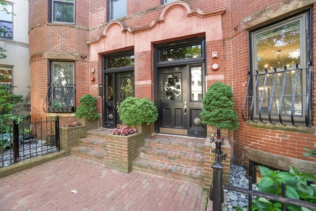 3 bed, 3 bath apartment for rent at 13 Albemarle St Unit A, Back Bay — photo 22 of 22