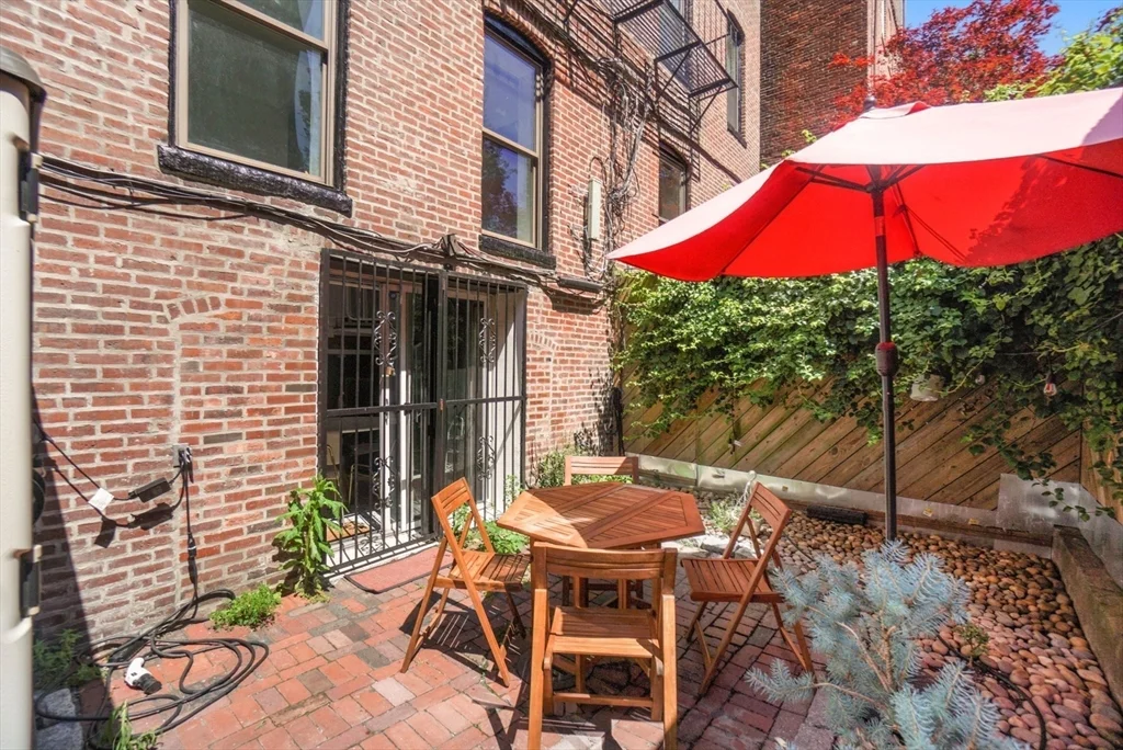 3 bed, 3 bath apartment for rent at 13 Albemarle St Unit A, Back Bay — photo 20 of 22