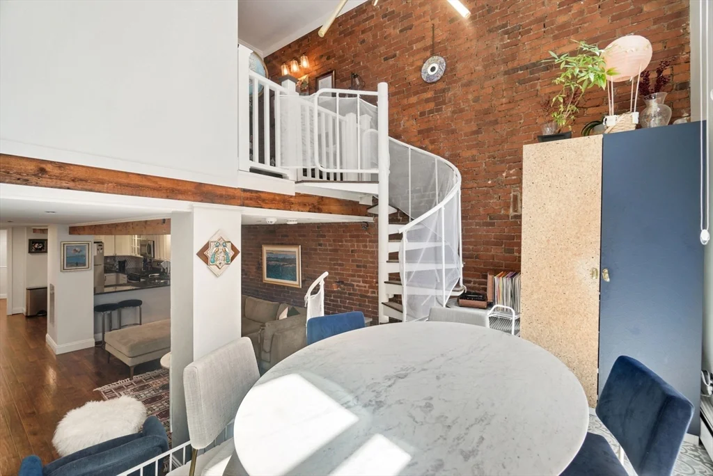 3 bed, 3 bath apartment for rent at 13 Albemarle St Unit A, Back Bay — photo 8 of 22