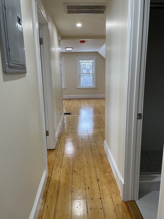 1 bed, 1 bath apartment for rent at 13 Albion St Unit 3, South Medford — photo 6 of 14
