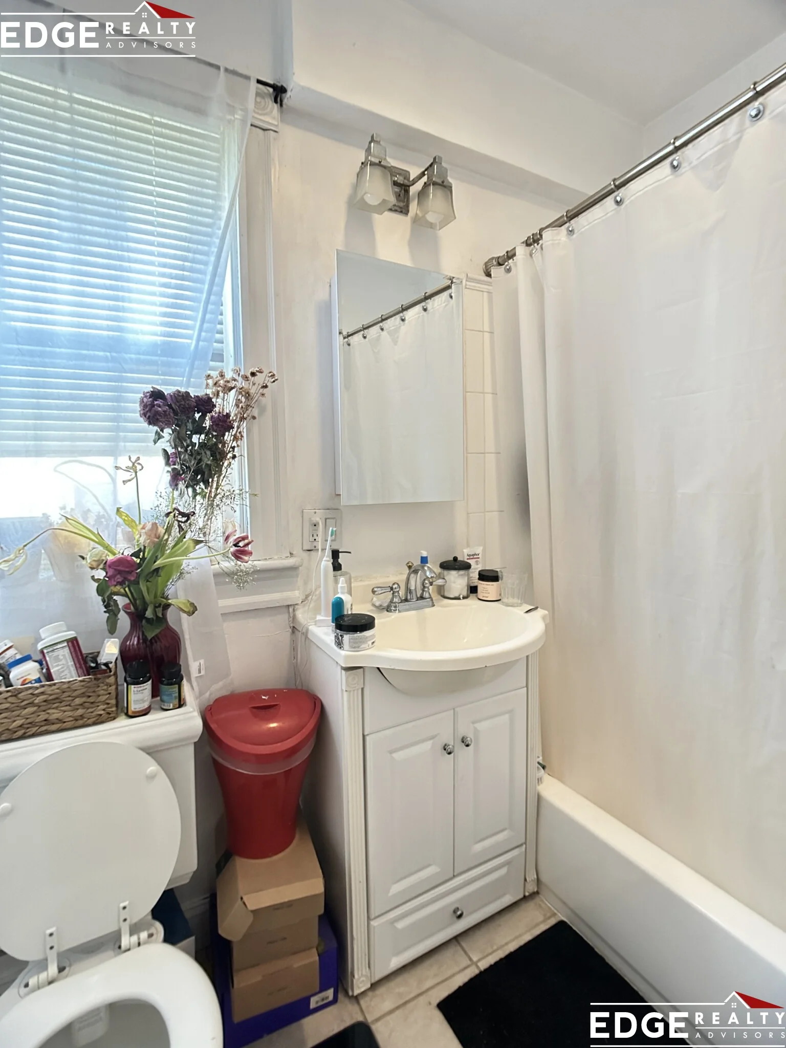 3 bed, 2 bath apartment for rent at 13-15 Aldie St Unit 1, Allston — photo 4 of 8