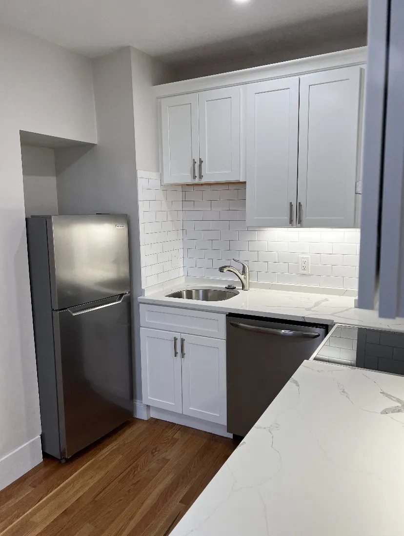 2 bed, 1 bath apartment for rent at 13 Anderson St Unit 1A, Beacon Hill