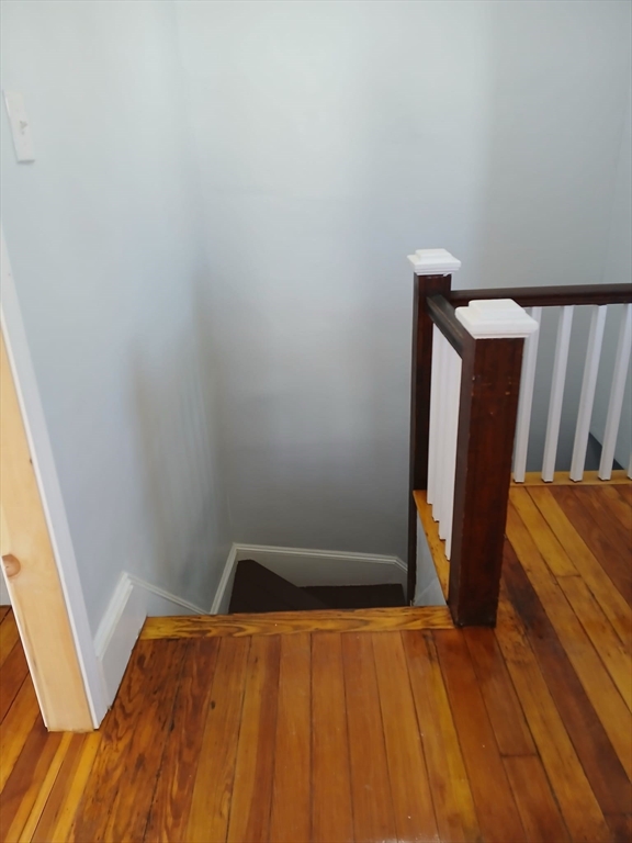 2 bed, 2 bath apartment for rent at 13 Anderson St Unit B, Beacon Hill — photo 2 of 11