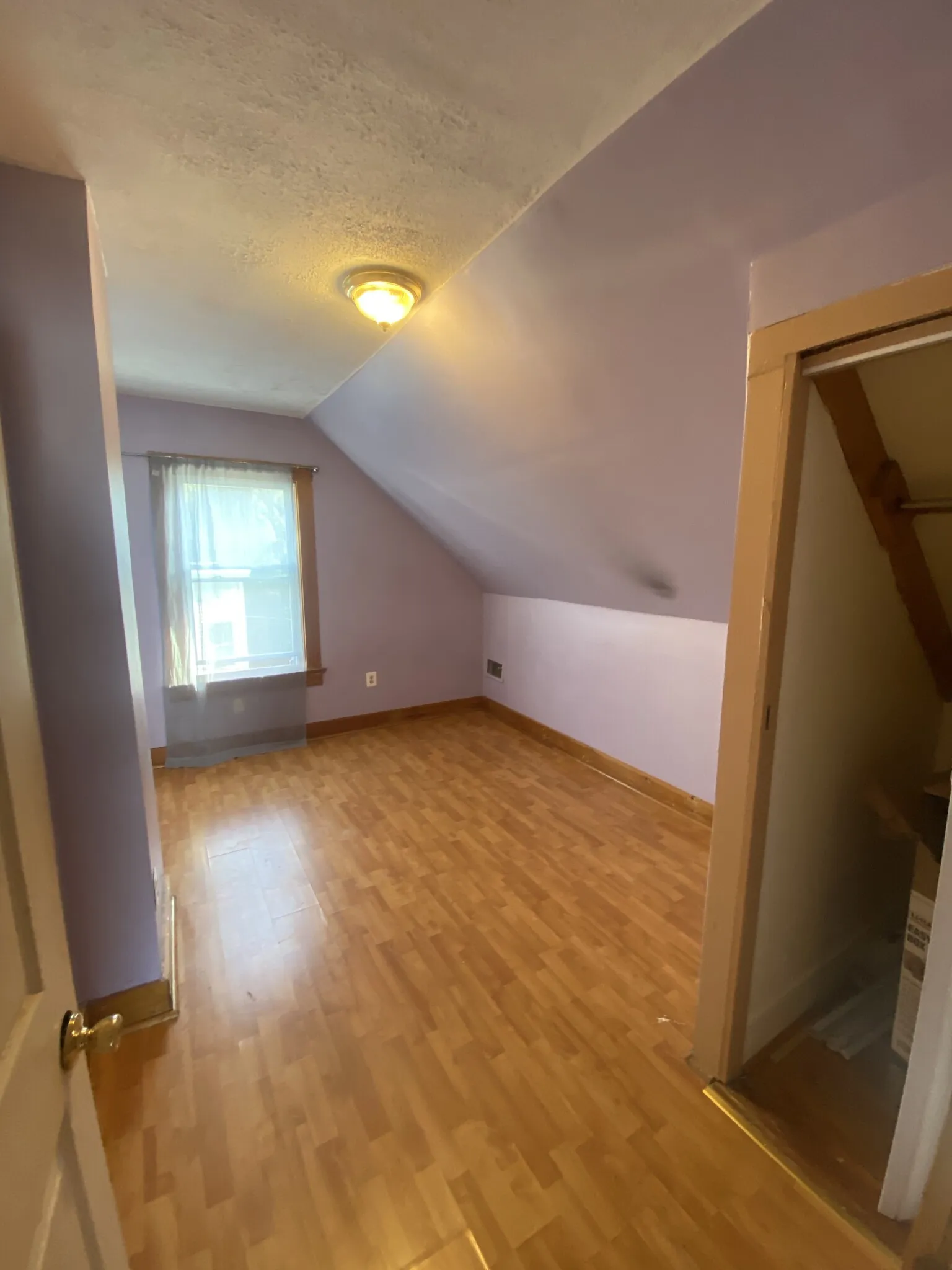 4 bed, 1.5 bath apartment for rent at 13 Andrew St Unit 1, Cambridgeport — photo 10 of 17