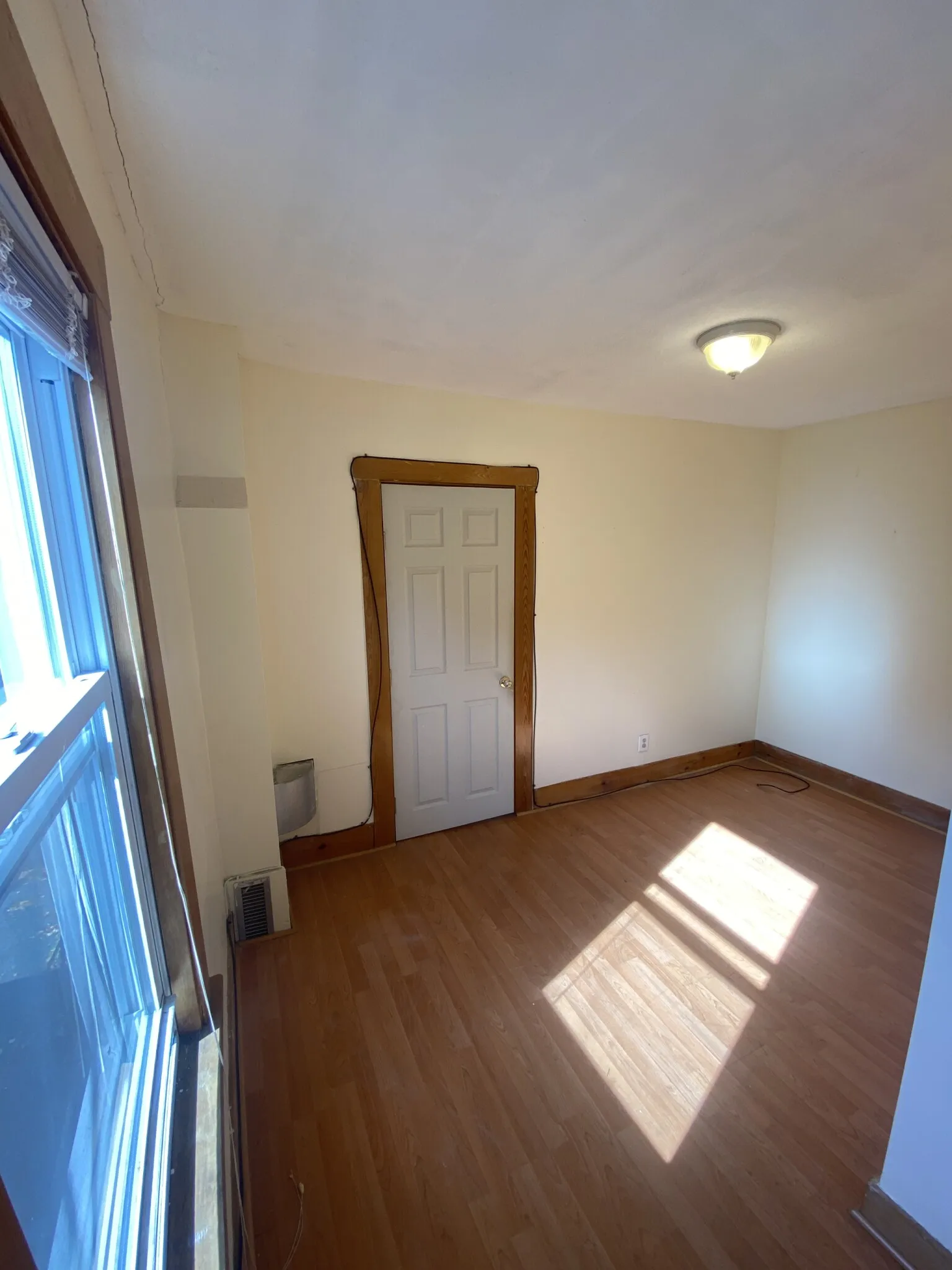 4 bed, 1.5 bath apartment for rent at 13 Andrew St Unit 1, Cambridgeport — photo 8 of 17