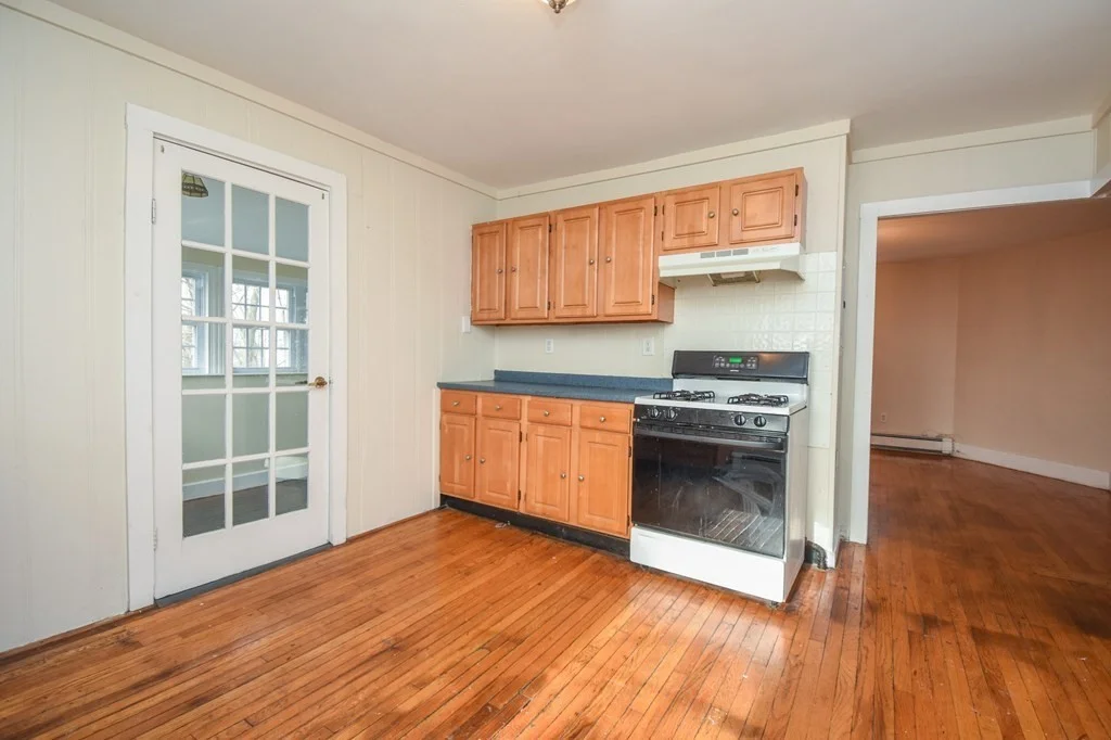 3 bed, 1 bath apartment for rent at 13 Ash St Unit 2, Quincy — photo 1 of 33
