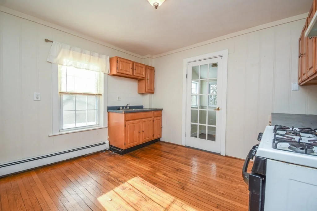 3 bed, 1 bath apartment for rent at 13 Ash St Unit 2, Quincy — photo 26 of 33