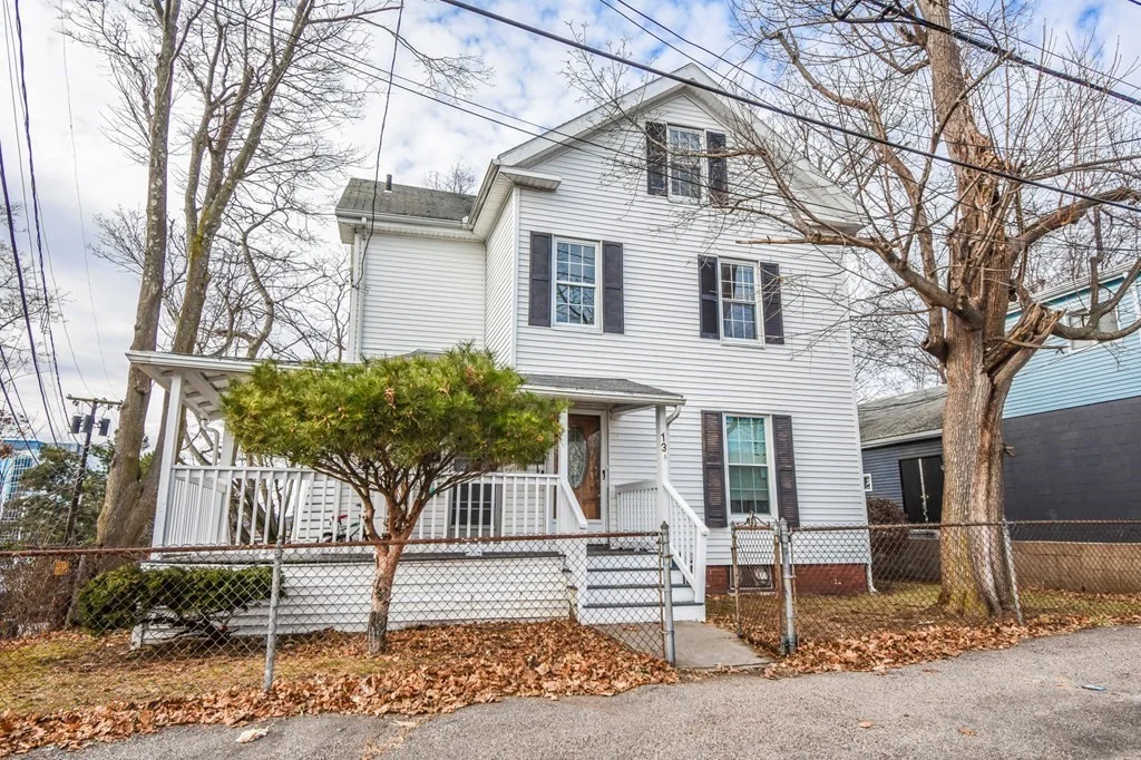 3 bed, 1 bath apartment for rent at 13 Ash St Unit 2, Quincy — photo 31 of 33