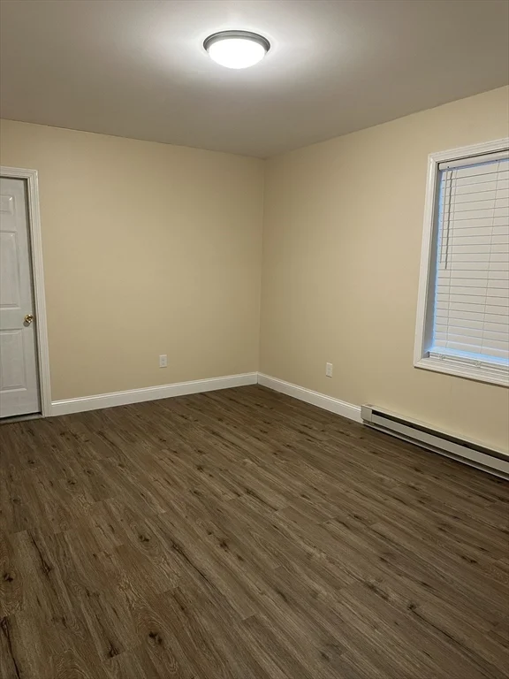 1 bed, 1 bath apartment for rent at 13 B Waushacum Unit 2, Sterling — photo 7 of 17