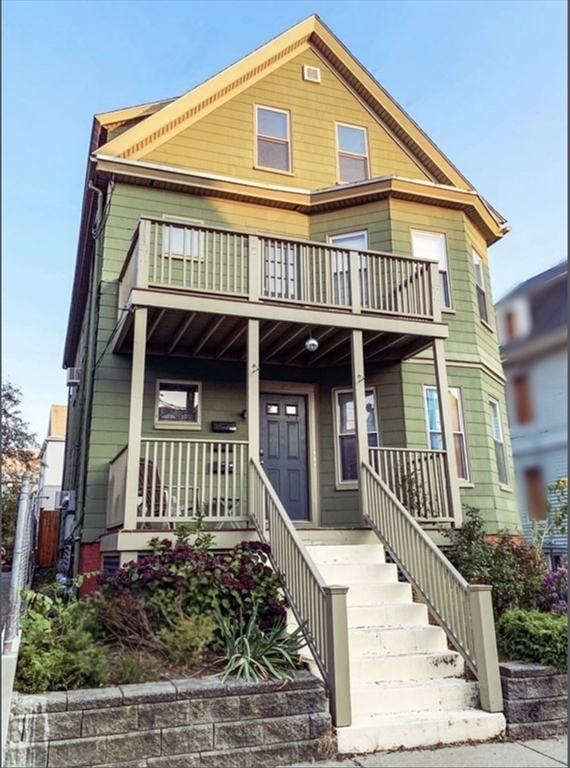 2 bed, 1 bath apartment for rent at 13 Bartlett St Unit 3, Somerville — photo 1 of 22
