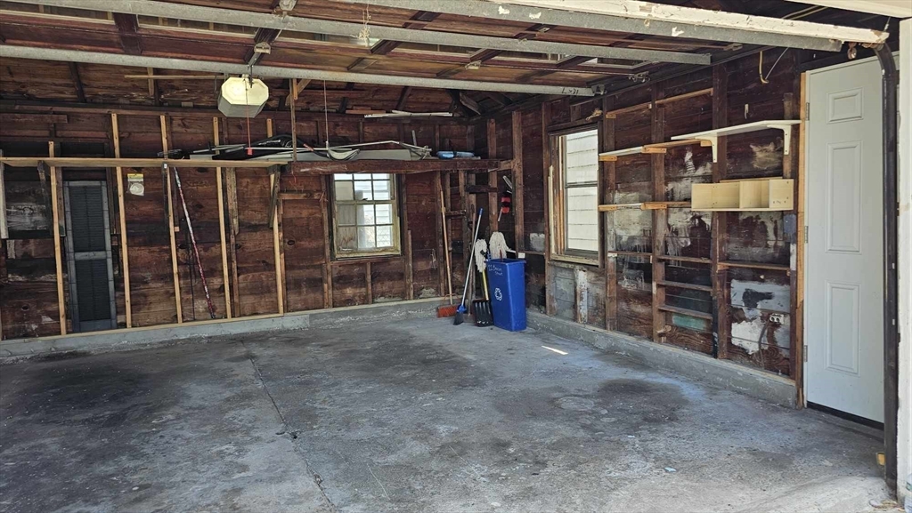 4 bed, 1 bath apartment for rent at 13 Beacon St Unit 13, Quincy — photo 19 of 20