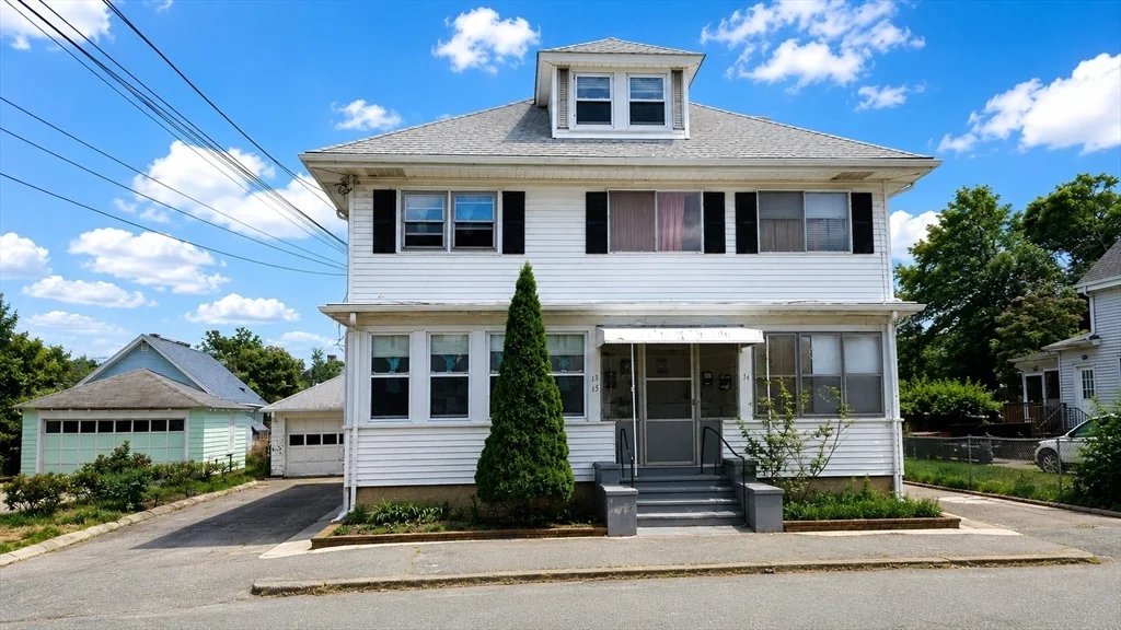4 bed, 1 bath apartment for rent at 13 Beacon St Unit 2nd Floor, Quincy — photo 1 of 20