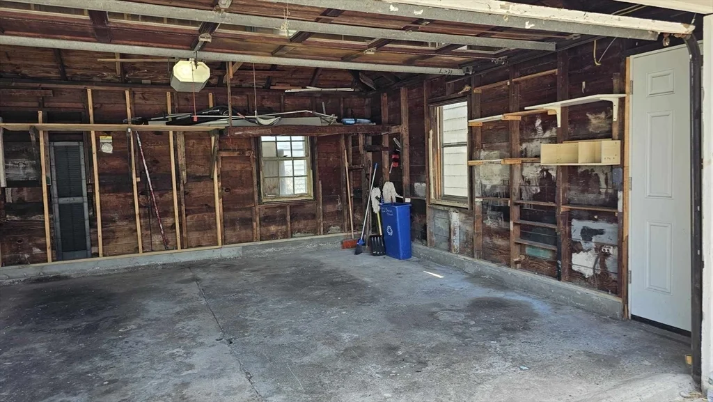 4 bed, 1 bath apartment for rent at 13 Beacon St Unit 2nd Floor, Quincy — photo 19 of 20
