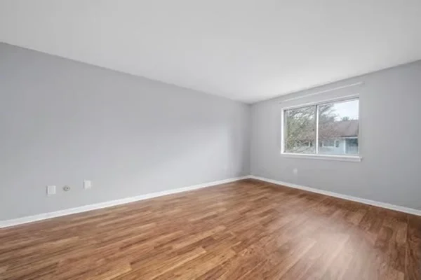 2 bed, 1 bath apartment for rent at 13 Beals Cove Rd Unit J, Hingham — photo 9 of 12