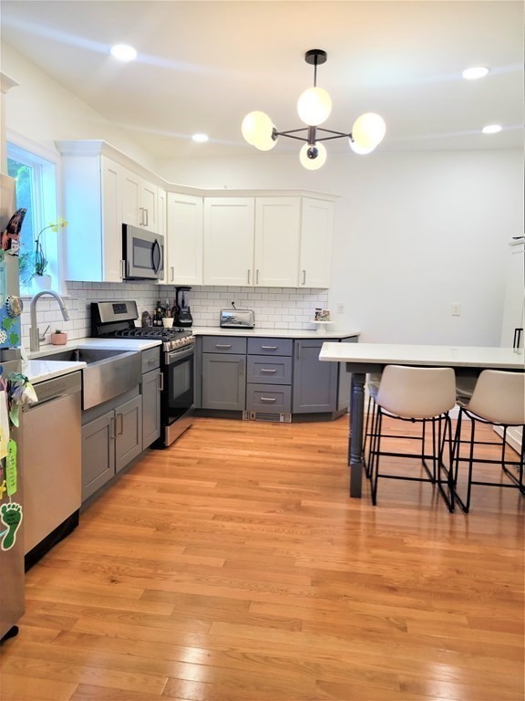 2 bed, 1 bath apartment for rent at 13 Belknap St Unit 111, Dedham — photo 2 of 12