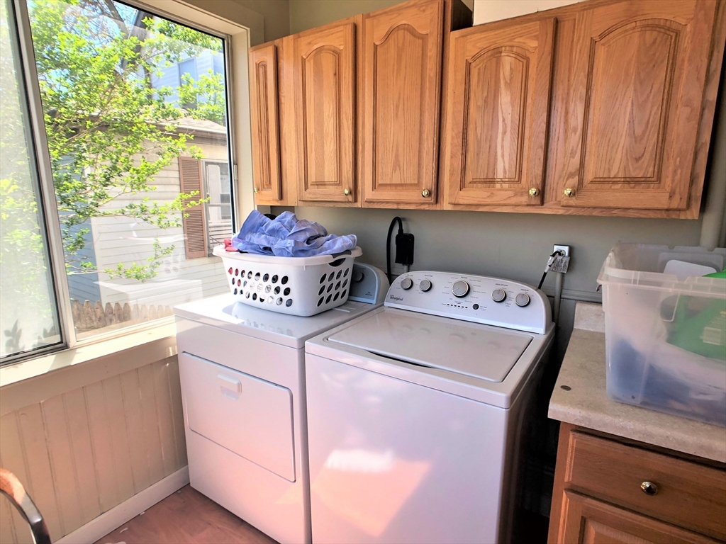 2 bed, 1 bath apartment for rent at 13 Benefit St Unit 13, Waltham — photo 7 of 11