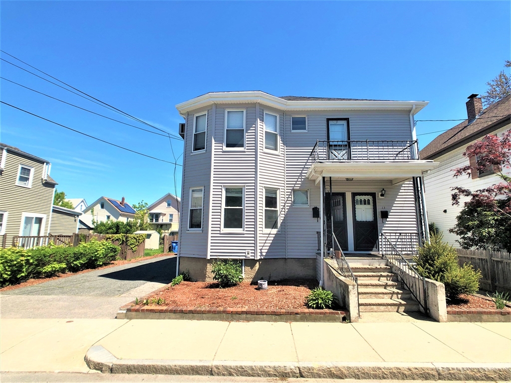 2 bed, 1 bath apartment for rent at 13 Benefit St Unit 13, Waltham — photo 1 of 11