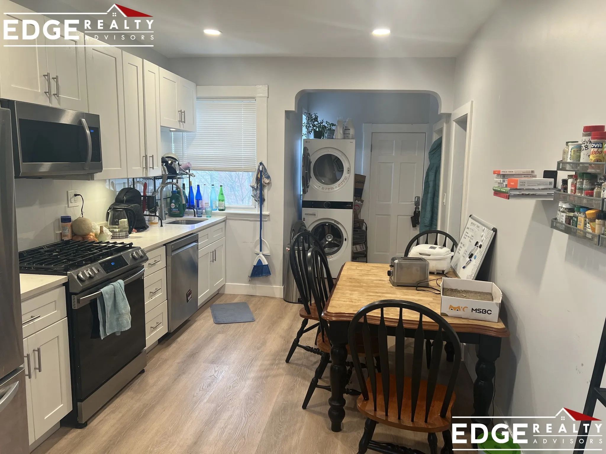3 bed, 1 bath apartment for rent at 13 Berkshire St Unit 3, Wellington-Harrington — photo 8 of 10