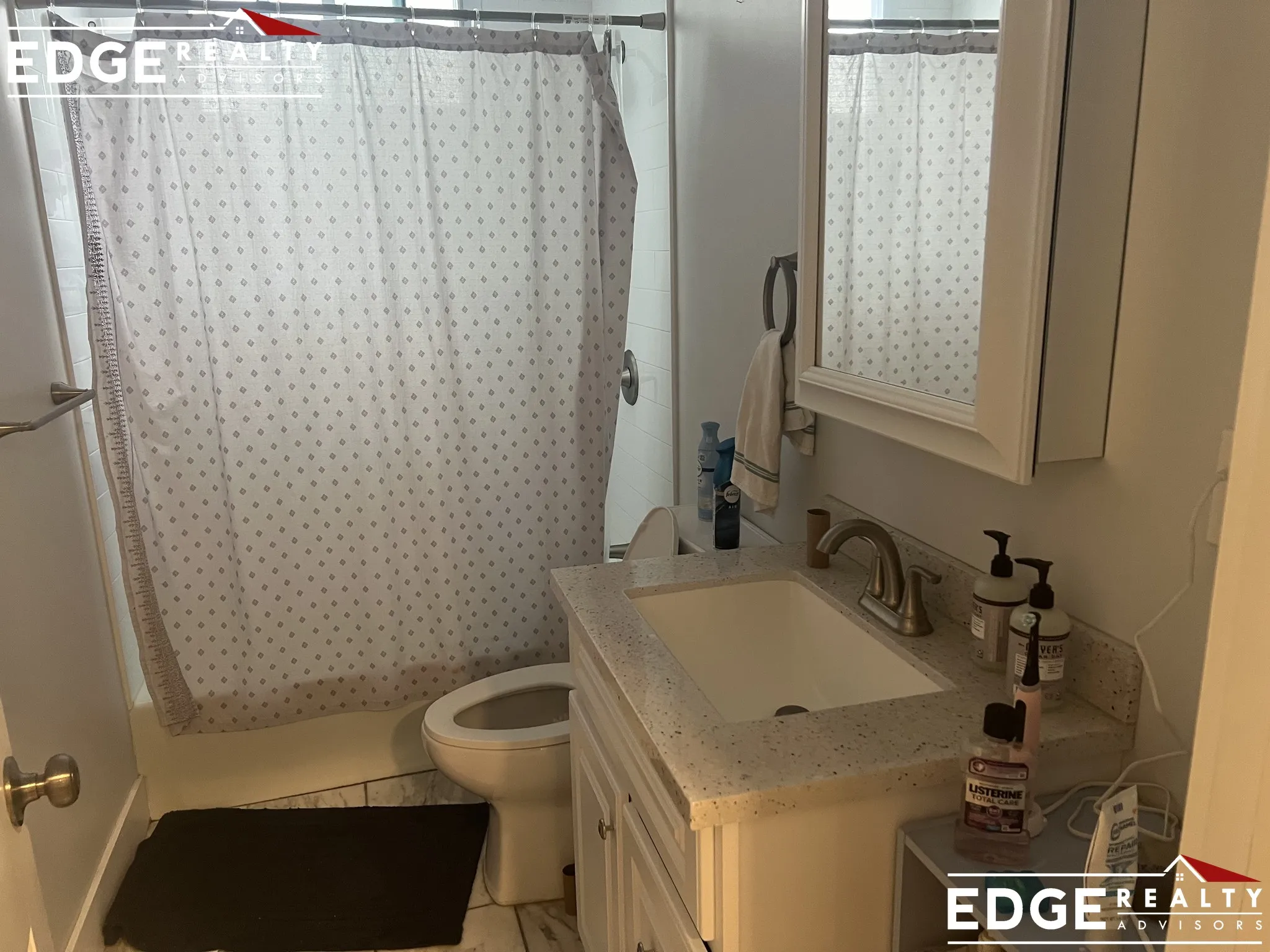 3 bed, 1 bath apartment for rent at 13 Berkshire St Unit 3, Wellington-Harrington — photo 4 of 10