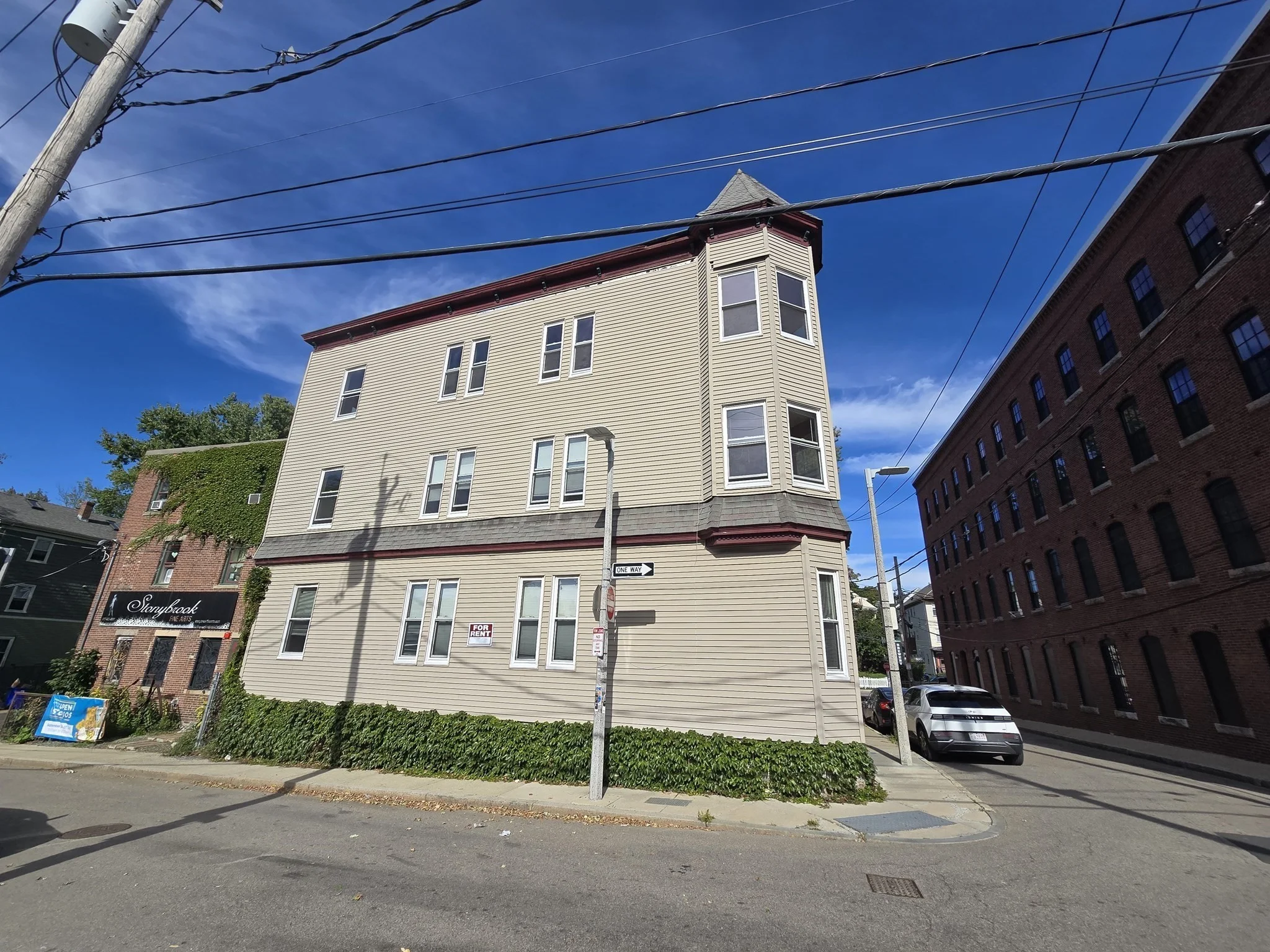 2 bed, 1 bath apartment for rent at 13 Bismarck St Unit 1, Jamaica Plain — photo 1 of 17