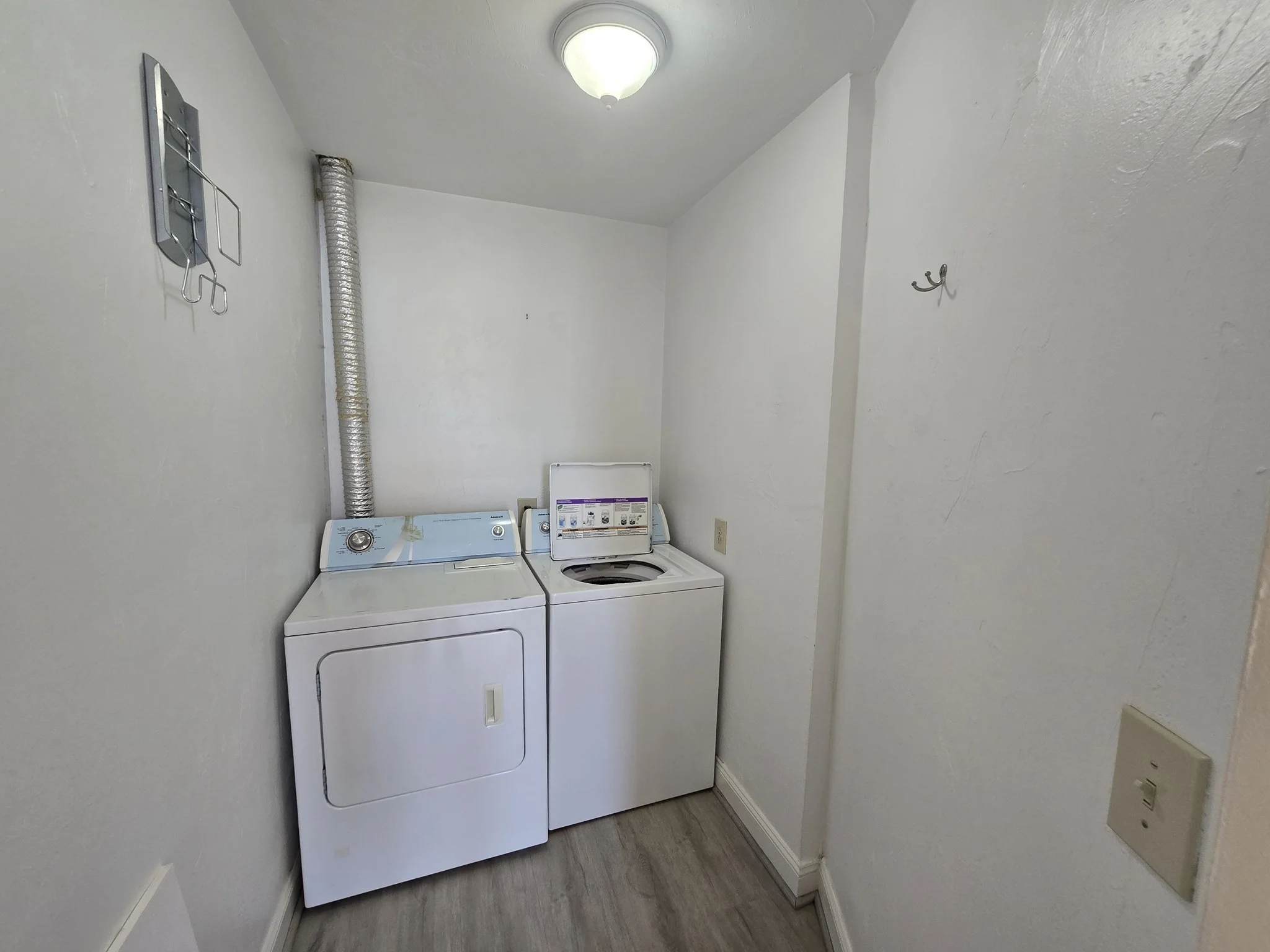 2 bed, 1 bath apartment for rent at 13 Bismarck St Unit 1, Jamaica Plain — photo 4 of 17