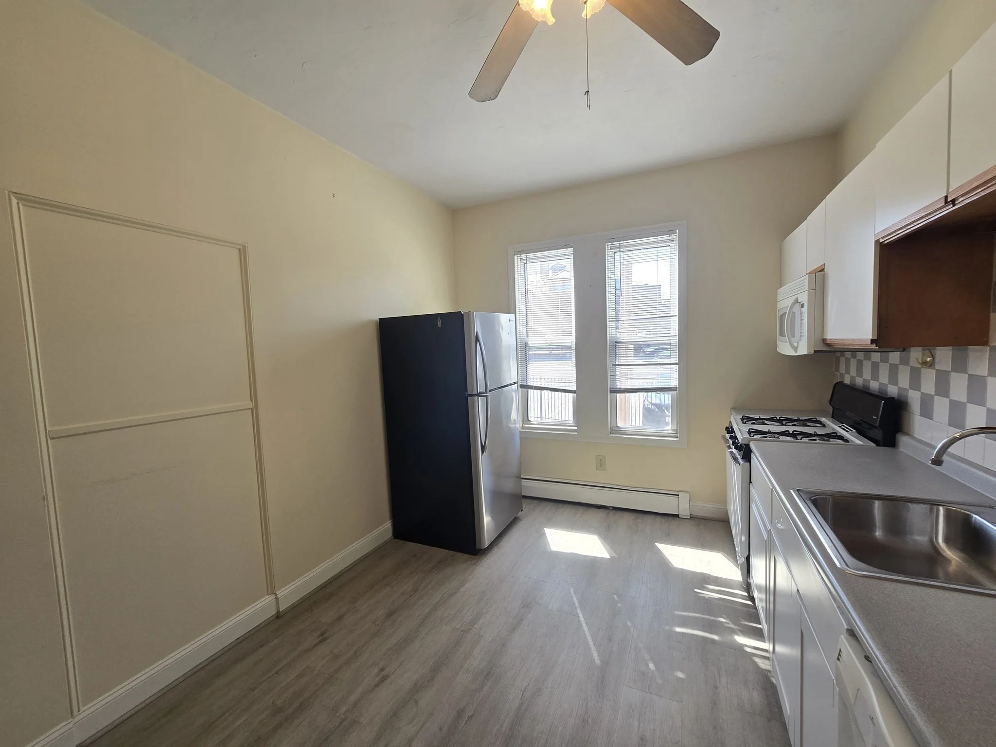 2 bed, 1 bath apartment for rent at 13 Bismarck St Unit 1, Jamaica Plain — photo 10 of 17