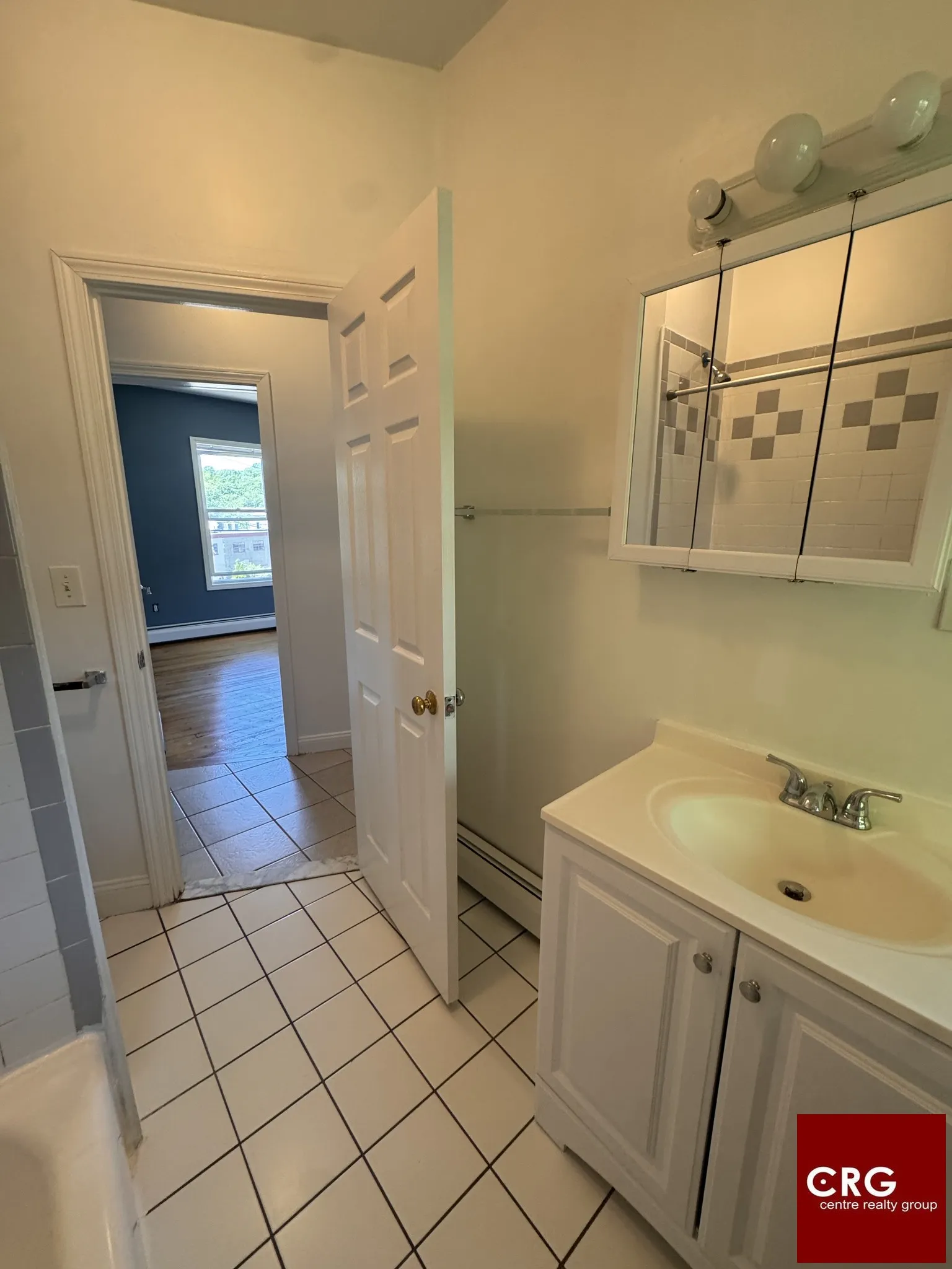 3 bed, 1 bath apartment for rent at 13 Bismarck St Unit 3, Jamaica Plain — photo 15 of 19