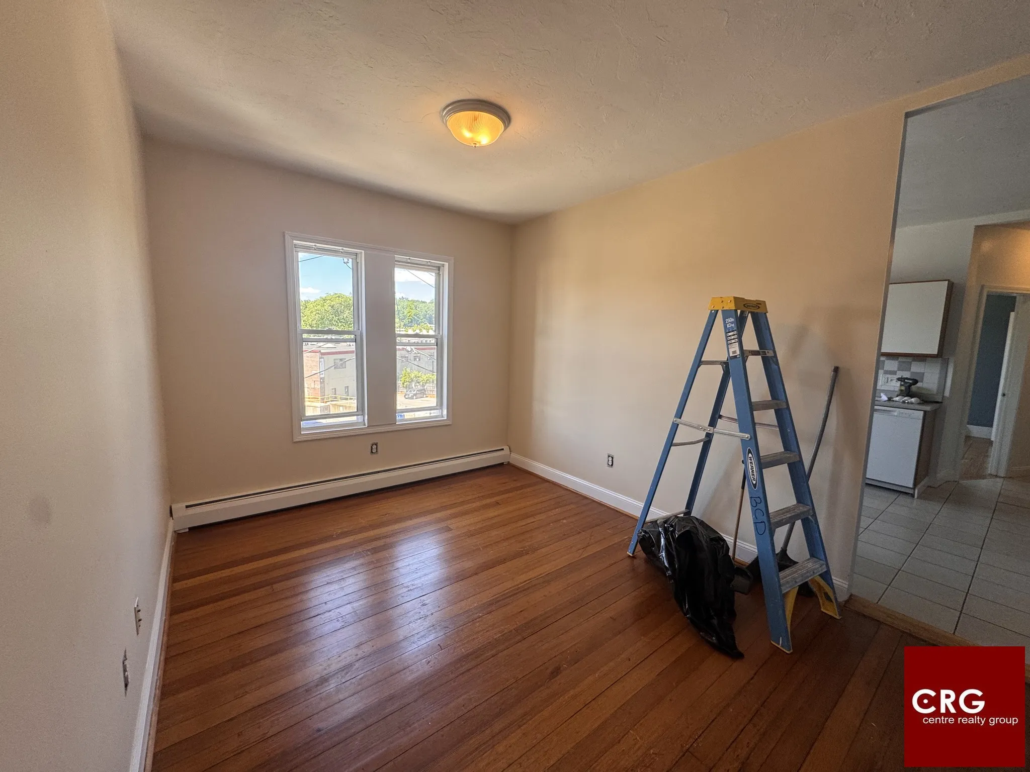 3 bed, 1 bath apartment for rent at 13 Bismarck St Unit 3, Jamaica Plain — photo 3 of 19