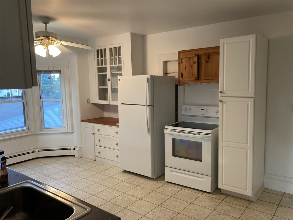 2 bed, 1 bath apartment for rent at 13 Blanchard Rd Unit 4, Weymouth — photo 9 of 25