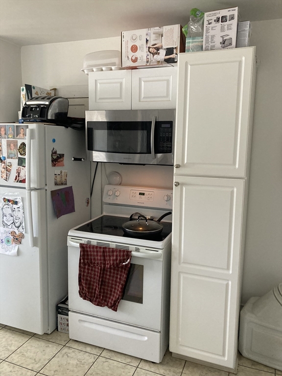 2 bed, 1 bath apartment for rent at 13 Blanchard Rd Unit 4, Weymouth — photo 4 of 25