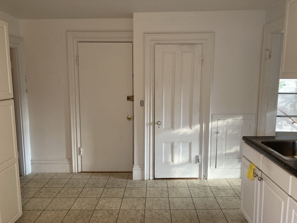 2 bed, 1 bath apartment for rent at 13 Blanchard Rd Unit 4, Weymouth — photo 10 of 25