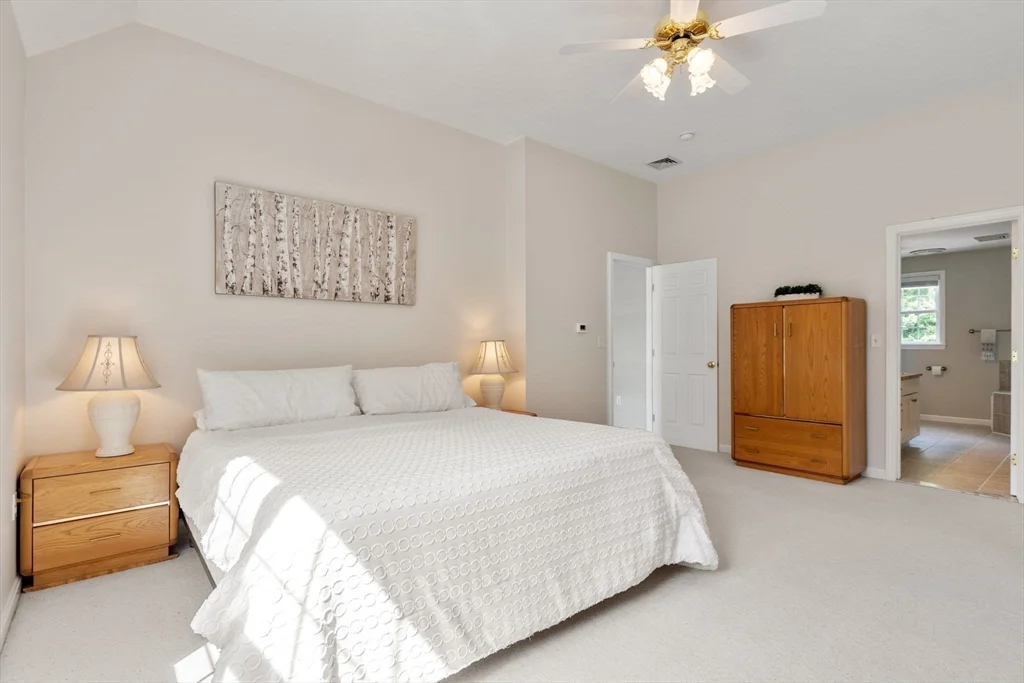 4 bed, 2 bath apartment for rent at 13 Breakneck Hill Rd Unit 1, Hopkinton — photo 23 of 37