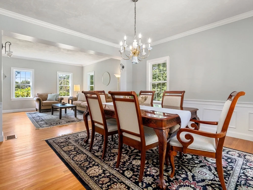 4 bed, 2 bath apartment for rent at 13 Breakneck Hill Rd Unit 1, Hopkinton — photo 11 of 37