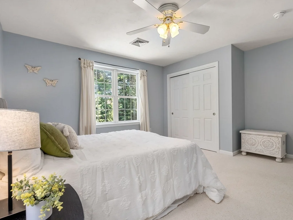 4 bed, 2 bath apartment for rent at 13 Breakneck Hill Rd Unit 1, Hopkinton — photo 30 of 37