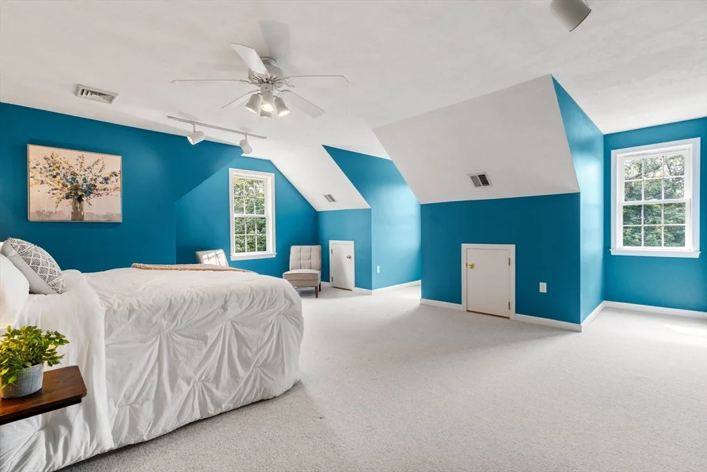 4 bed, 2 bath apartment for rent at 13 Breakneck Hill Rd Unit 1, Hopkinton — photo 22 of 37