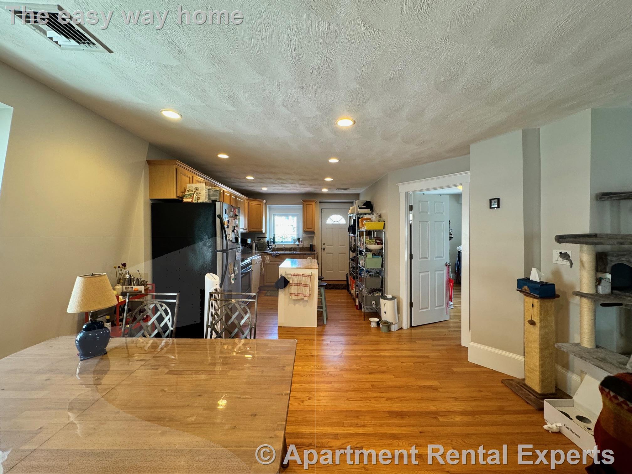 2 bed, 1 bath apartment for rent at 13 Brighton St Unit 3, Charlestown — photo 5 of 8