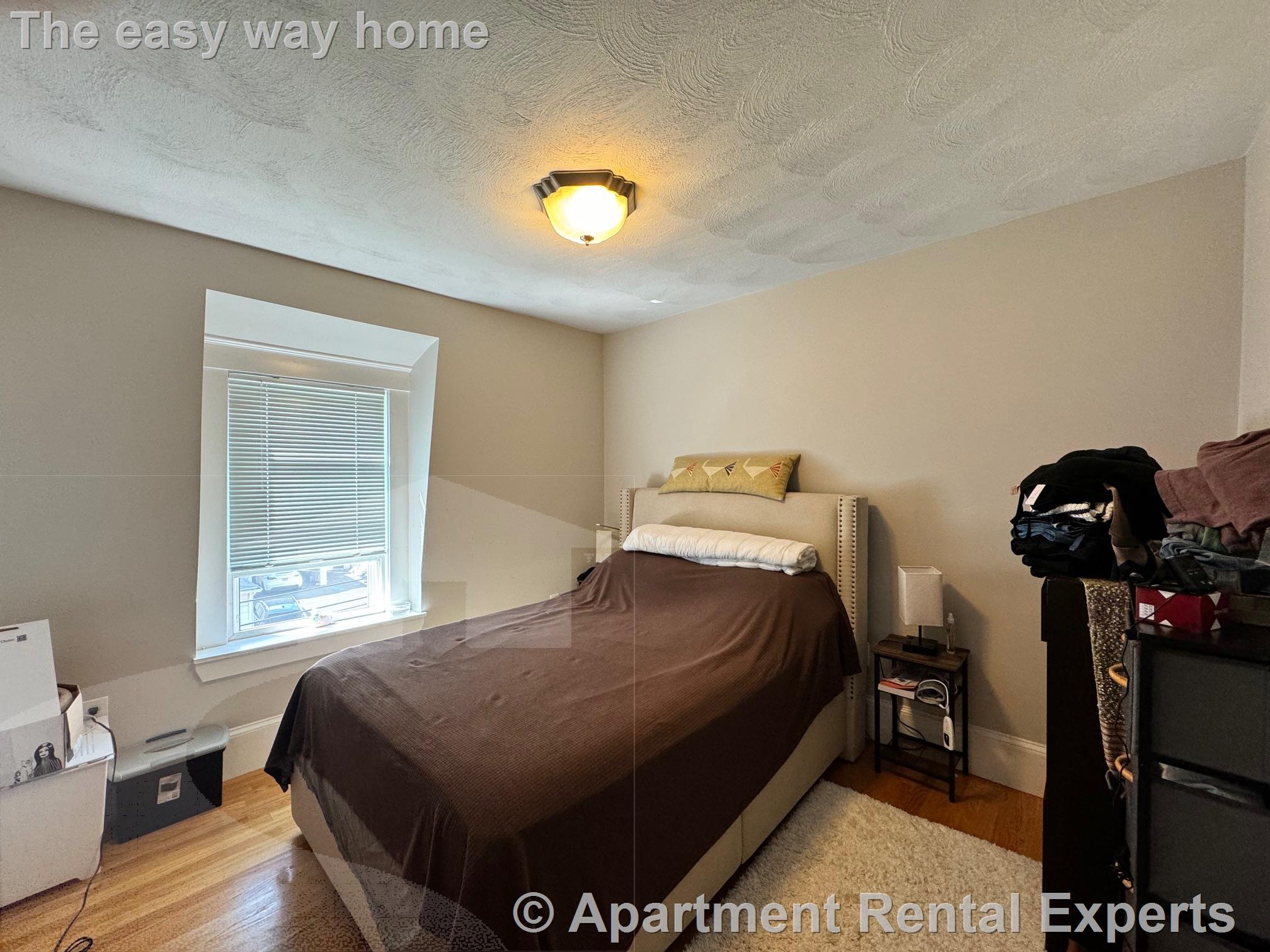 2 bed, 1 bath apartment for rent at 13 Brighton St Unit 3, Charlestown — photo 4 of 8